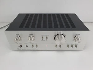 Akai AM2250 Integrated stereo amplifier 4-16 ohm - Picture 1 of 14