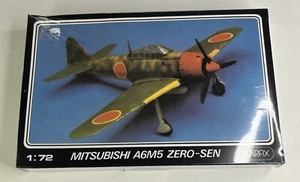 New Sealed Starfix “Mitsubishi A6M5 Zero-Sen” 1:72 Level 1 Plastic Model Kit - Picture 1 of 6