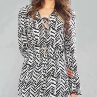 Mameluco espiga blanco negro muy J talla S Foto 1 de 4