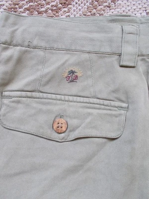 Shorts Tommy Bahama Feminino Vintage Verde Sálvia 100% Seda Plissado Frontal Tamanho 12 - Imagem 1 de 4