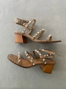 Steve Madden Rockstud Impel donna taglia 6,5 tacco a blocco marrone chiaro - Foto 1 di 6