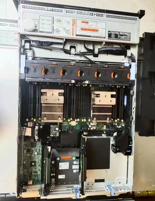 Dell PowerEdge R730 8X3.5" Server/2XE5-2680 V4/8x32g 2400/2X P100 GPU/10T SAS - Image 1 of 4