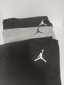 Air Jordan Shorts Youth 13-15 Years XL Boys Flight Basketball Logo Pockets Black - Picture 1 of 13