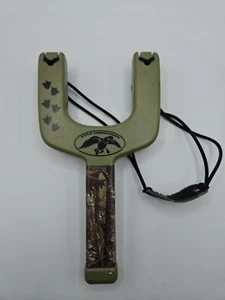 Duck Dynasty Uncle SI Squirrel Huntin Toy Slingshot Realtree Duck Commander - Picture 1 of 11