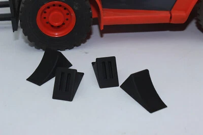 4 x Bremskeil schwarz 1:14 1:15 1:16 Unterlegkeil Hemmschuh Keile  Bagger LKW - Bild 1 von 3