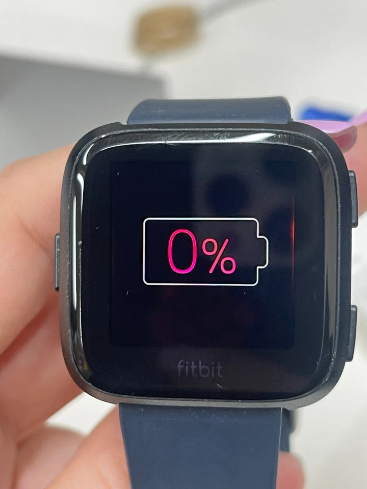 Fitbit Versa BLACK *READ DESCRIPTION* - Image 1 of 1