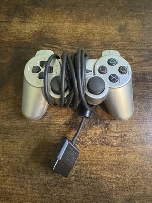 Sony PlayStation PS2 Wired DUALSHOCK 2 Analog Controller SCPH-10010 Silver VTG - Image 1 of 4