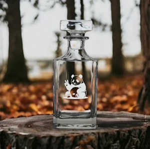 Panda Peace Decanter 26 Oz Bourbon Whiskey Premium Glass Personalize Gift NEW - Picture 1 of 9