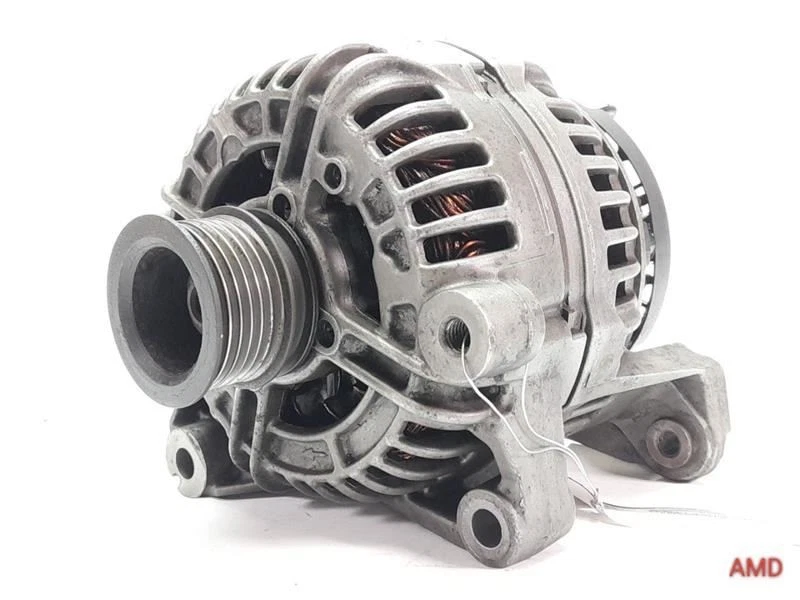 2004 BMW 330ci 325ci 325i 330i E46 BOSCH Alternator 120A w/o Rear Air Duct - Image 1 of 4