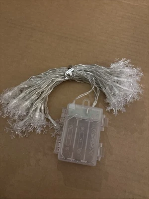 Snowflake LED String Lights Battery Powered Christmas Party Decoration - Image 1 of 2