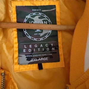 Jordan Craig Men's Yellow Bomber Jacket 2XL Embroidered Casual Fall - Picture 1 of 8