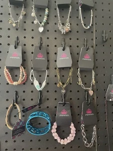 Paparazzi Jewelry Lot, 12 Bracelets, New w/ tags/bags, Costume Accessories,charm - Picture 1 of 13
