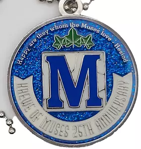 2025 Krewe Of Muses Multi Color Looped Doubloon - Krewe Favor - Bild 1 von 4