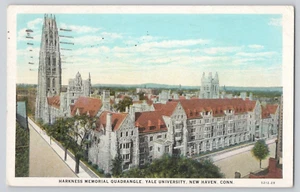 Postal Harkness Memorial Quadrangle Universidad de Yale, New Haven, Connecticut - Imagen 1 de 2