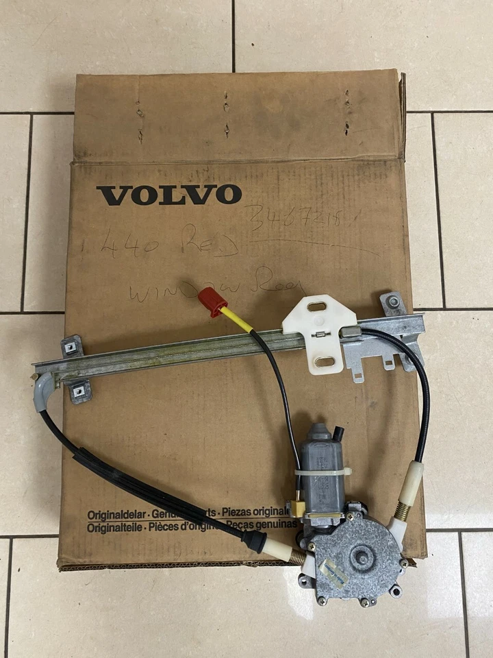 New Genuine Volvo 440 460 N.S.R Nearside Rear Left Window Regulator O.E 3467216 - Image 1 of 1