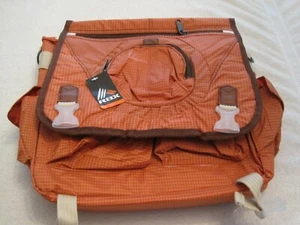 RBX TARGET, ORANGE MESSENGER STYLE DIAPER BAG--NEW WITH TAGS - Picture 1 of 12