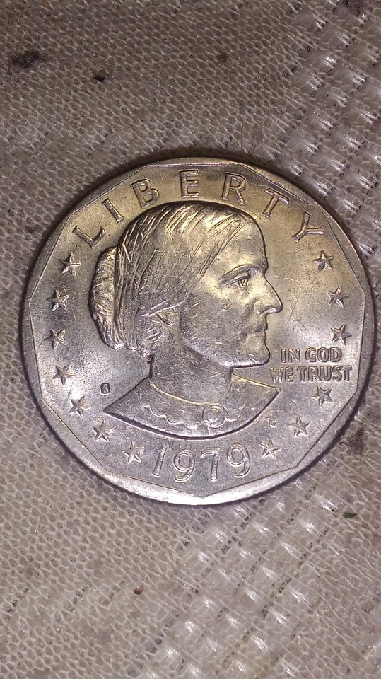 RARE, ERROR 1979 S Susan B. Anthony Dollar Type 1 Filled In Mint Error ‘S’ FG - Image 1 of 2