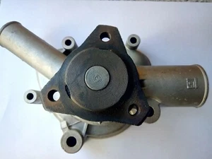 AUDI 100 1968-1976 (1600cc,1800cc) Water Pump NEW ,059121011E Bugatti - Picture 1 of 1