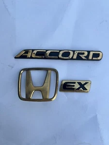 1994-1997 HONDA ACCORD OEM GOLD EMBLEM BADGE CD5 CD7 CE1 - Picture 1 of 2