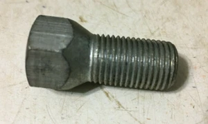 A New 9/16 X 1 Inch Lug Bolt For Various Wheel Hubs - Picture 1 of 3