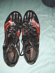 Brandneu - ungetragen - Saucony Herren Ballista Rennschuhe schwarz & rot Gr.13 NEU - Bild 1 von 8