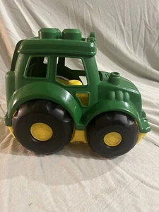 Mega Bloks John Deere Tractor - Tractor ONLY - Picture 1 of 6
