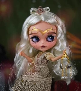 Custom Blythe Doll Wonder Queen Full Set Outfit & Shoes 19 Joint Body Tan Skin - Picture 1 of 13