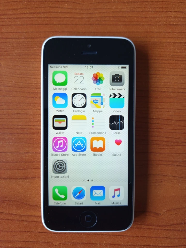 APPLE IPHONE 5C 16GB ORIGINALE come nuovo perfetto completo no SIM-lock-BIANCO - Immagine 1 di 4