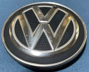 VW Volkswagen Golf GTi Touran Tiguan Passat GLI Wheel Center Cap 5G0 601 171 OEM - Picture 1 of 6
