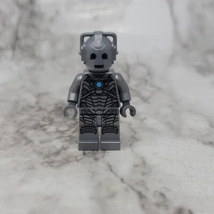 Lego Cyberman Minifigure Doctor Who 71238 - Picture 1 of 2