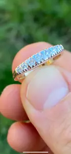 9ct gold natural 7stone diamond ring - Picture 1 of 6