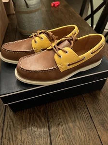 Club Room Men's Boat Shoes Tan Yellow Size 8.5 - Picture 1 of 5