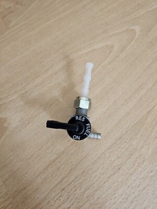 Benzinhahn M12x1 Kraftstoffhahn Tank Hahn für Hercules Prima Optima Mofa Moped - Bild 1 von 2