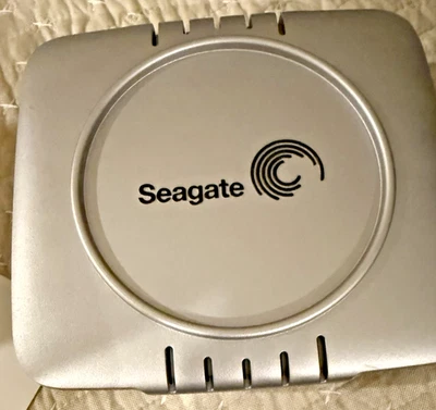 Seagate ST30000CB  External Hard Drive 300GB - USB / firewire Storage 9Y7865-560 - Image 1 of 4
