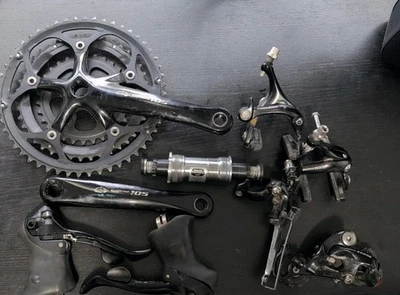 Grupo Shimano 105 5500 3 x 9 velocidades Foto 1 de 4