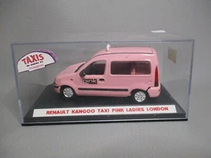 LE6398 MINIMINI LABEL43 Voiture 1/43 Renault Kangoo Taxi Pink Ladies London EDL - Imagen 1 de 7