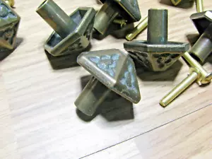 Vintage Lot Of 9 BRASS DRAW HANHLES, PULLS.KNOBS.APPROX.1 1/4 X 1 1/4 - Picture 1 of 4