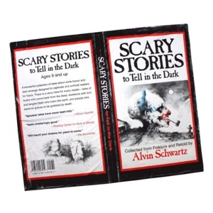 NEW Creepy Co. SCARY STORIES to Tell in Dark Book BLANKET Throw 60x50" Horror - Picture 1 of 7