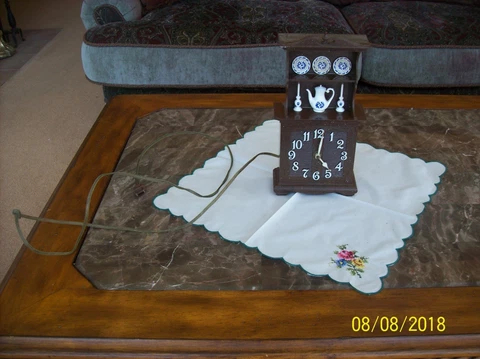 Mid Century Brown Vtg Country Cupboard Spartus Plastic Kitchen Wall Clock Cover