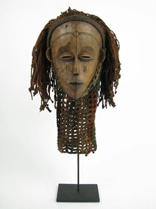 GothamGallery Fine African Tribal Art - DRC Zaire Chokwe PWO Mask - K - Picture 1 of 13