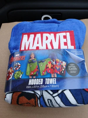 MARVEL AVENGERS 22" X 51" Toalla con Capucha 100% Algodón Hulk Iron Man Capitán América Foto 1 de 2