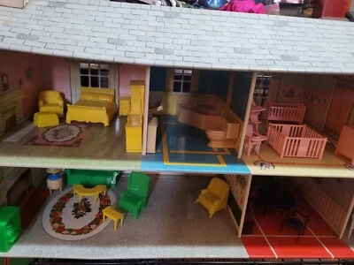 CASA DE MUÑECAS MAXIE MANSION LITOGRÁFICA DE HOJALATA DE COLECCIÓN MARX GRANDE AMUEBLADA ¡HERMOSA!! Foto 1 de 4