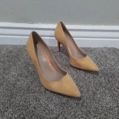 Tacones de aguja para mujer talla 5,5 naturalizador Anna de cuero amarillo punta Foto 1 de 4