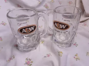 ADVERTISING MEMORABILIA FRENCH CANADIAN A&W ROOT BEER 2PC MUG LOT FRANCOPHILE - Picture 1 of 5