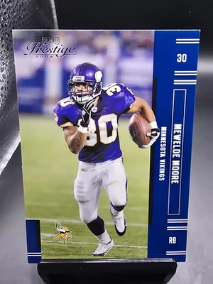 2005 Playoff Prestige Mewelde Moore #74 - Minnesota Vikings  - Image 1 of 2