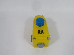 Omron 44506-4120 Emergency Stop Pendant Station 2N/C 1N/O 1/2"NPT USED - Picture 1 of 3