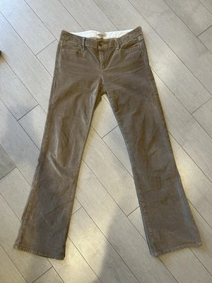 "Pantalones Banana Republic, pana tostada, cintura baja, pierna acampanada talla 4 cintura 27""" Foto 1 de 4