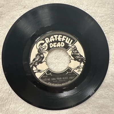Grateful Dead 1973 - 7” Vinyl “Let Me Sing Your Blues Away/Here Comes Sunshine” Foto 1 de 2
