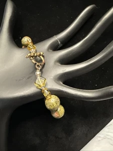 Toggle Bracelet Green, Pink, Glass Beads Wire 8” (lot#7) - Picture 1 of 6