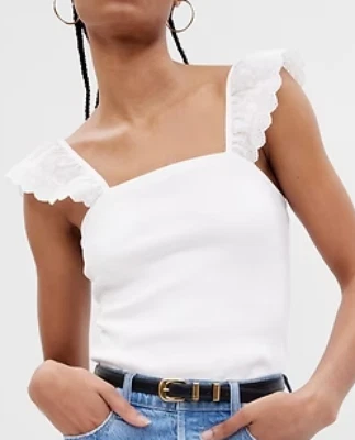 Nuevo con etiquetas Camiseta sin mangas Gap XXL para mujer Nueva blanca con ojales con volantes cuello acanalado 2XL NUEVA CON ETIQUETAS Foto 1 de 4